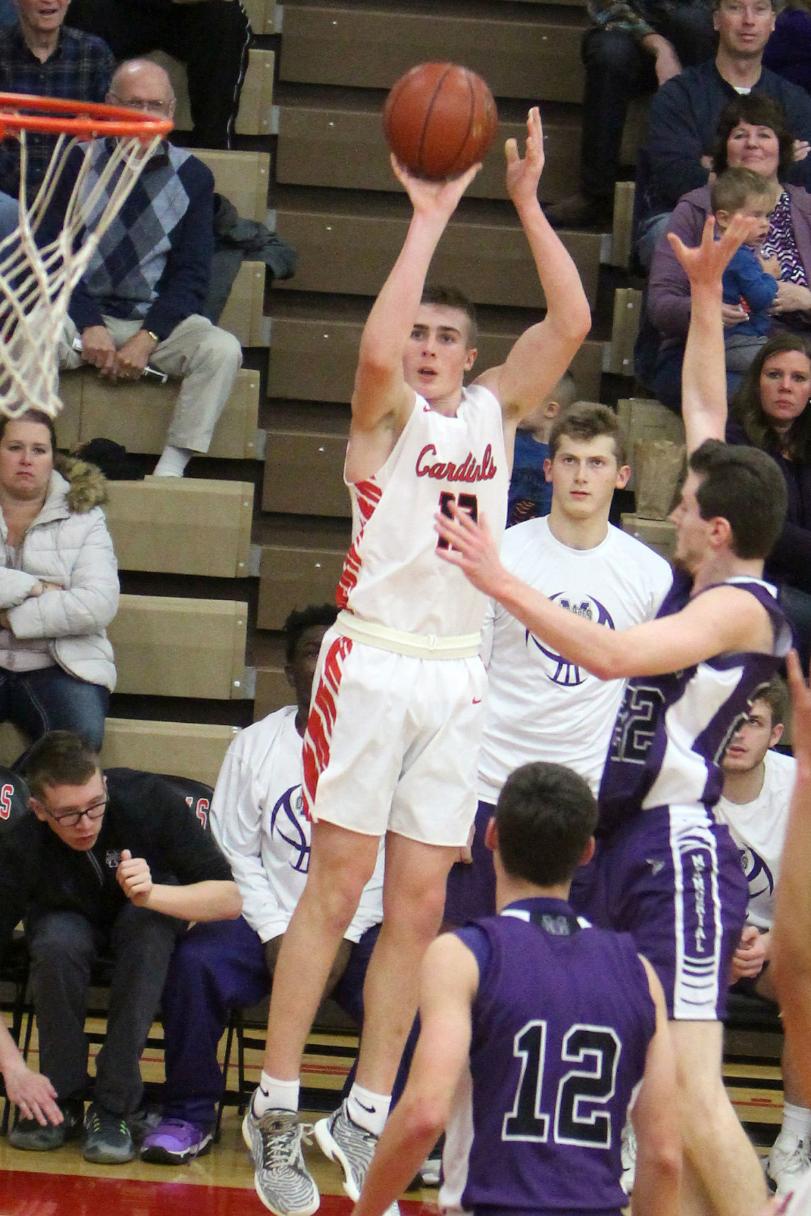 Eau Claire Memorial at Chi-Hi boys basketball 1-4-19